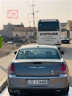 كرايسلر 300
